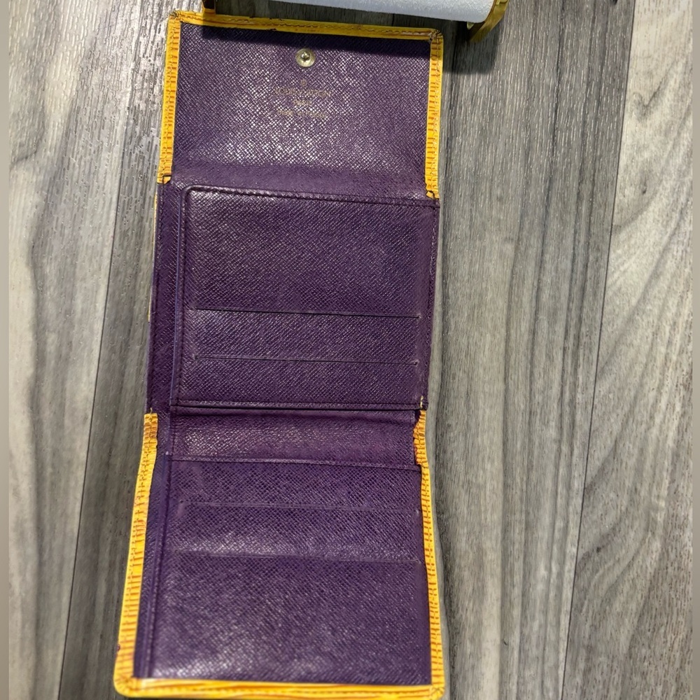 Louis Vuitton Iconic Yellow & Purple Epi Wallet! - Picture 6 of 8